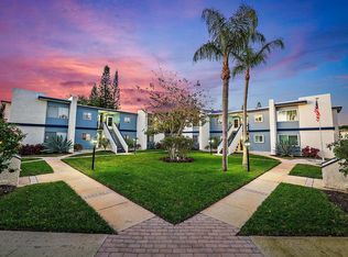 1561 NE 12th Terrace #C-14, Jensen Beach, FL 34957