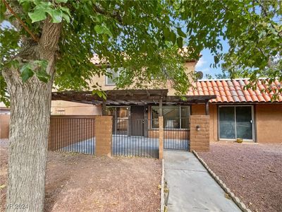 210 Shadybrook Ln UNIT B, Las Vegas, NV, 89107