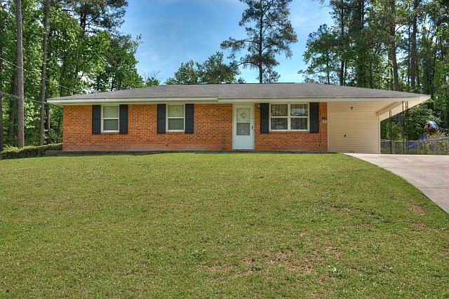 1st image of 4073 Sweetbriar Dr