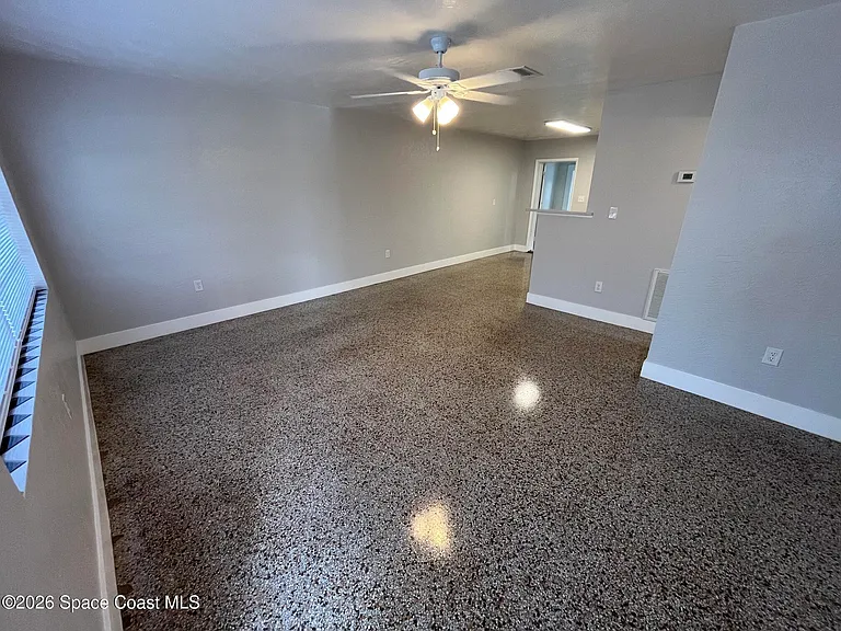 1805 Guava Ave — Photo 3
