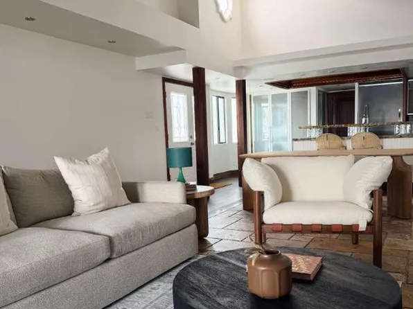 15020 N 40th St APT 14, Phoenix, AZ 85032