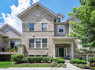 923 Indigo Ct, Hanover Park, IL 60133