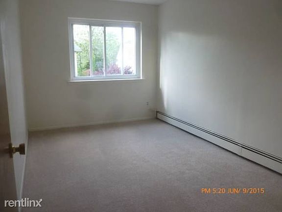 4th image of 9212 55th Ave