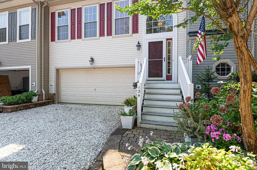 124 Hingham Ln #19