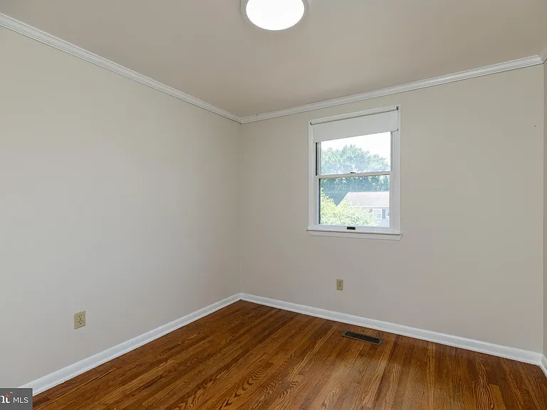 6013 Madeline Dr — Photo 28