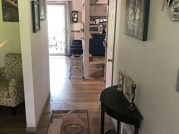 Entry way