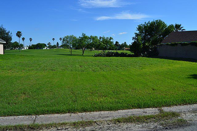 1st image of 611 Melanie Dr