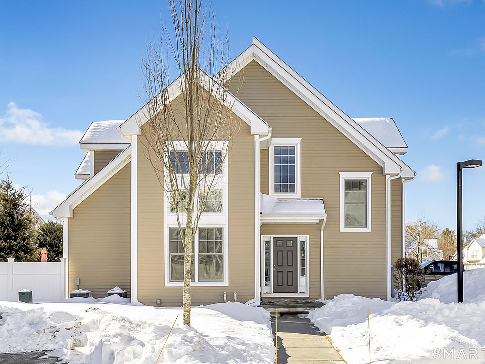 1st image of 47 Copper Square Drive