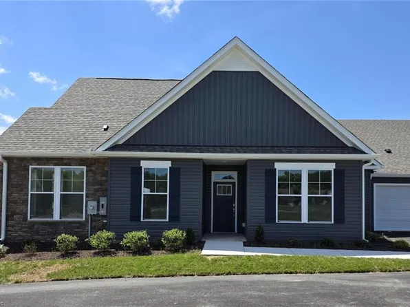 211 Oxford Ave #40-4, Smithfield, VA 23430