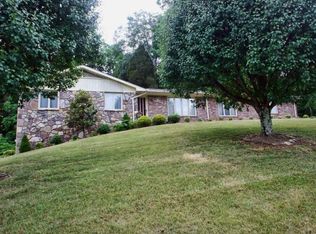 515 Blue Haven Dr, Kingsport, TN 37663