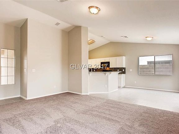 5th image of 5333 Strawberry Tree St