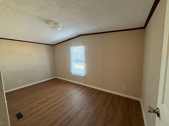 5th image of 16 Oaklawn St #416