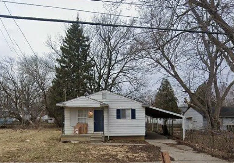 4110 Tuxedo Ave — Photo 1