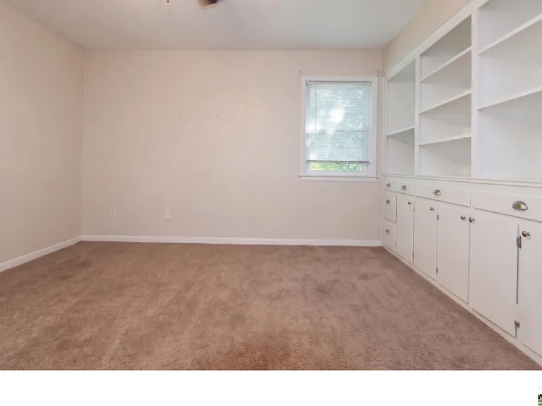 616 Manning Dr — Photo 5