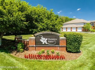 8003 Magnolia Ridge Ct UNIT 104, Louisville, KY 40291