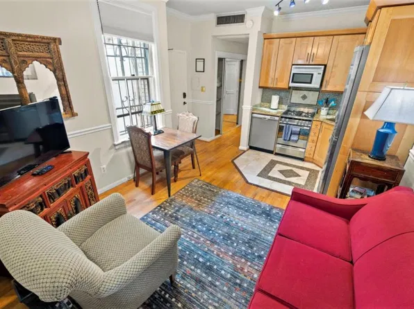 11 2nd St NE, Washington, DC