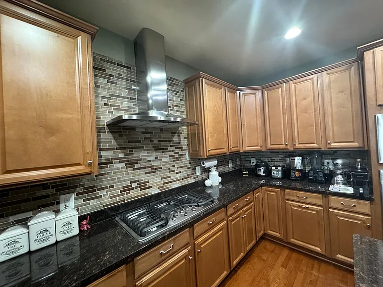 13679 Neil Armstrong Ave — Photo 4