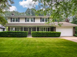 3 Buckingham Pl, Lincolnshire, IL 60069