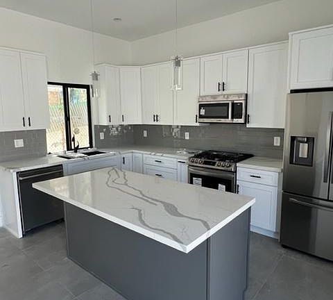 2nd image of 22510 Clarendon St