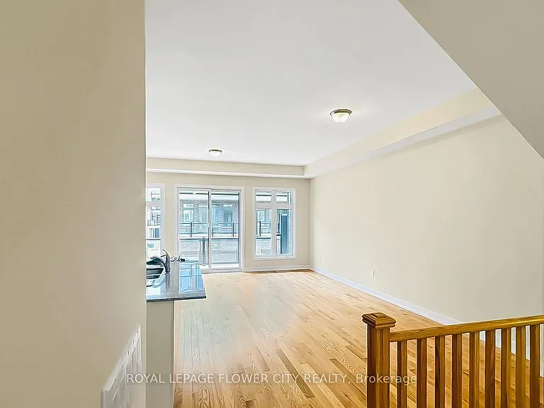 3098 Meadowridge Dr — Photo 11