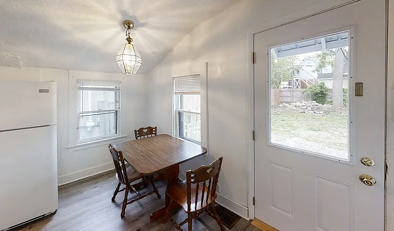 610 Lawrence St #2 — Photo 6