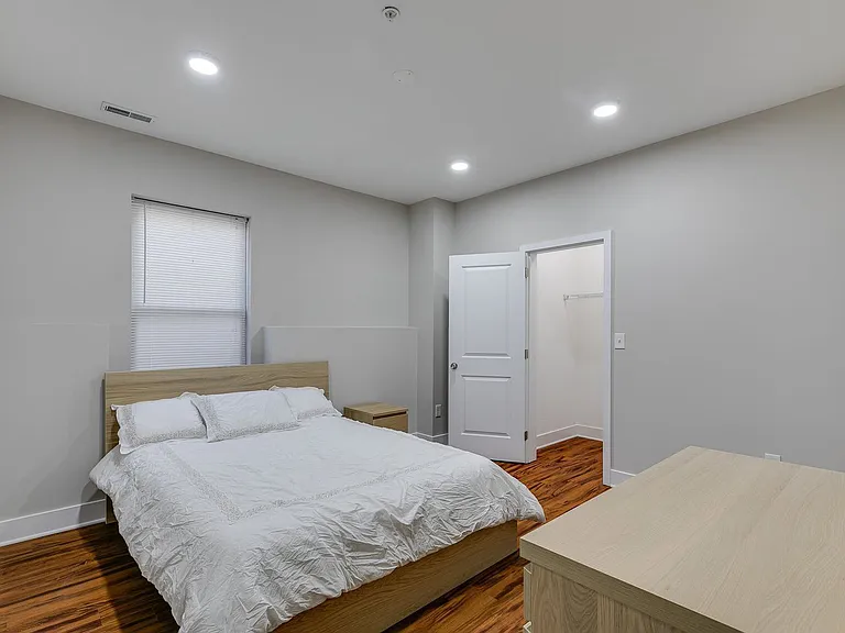 549 Armstrong St #101 — Photo 18