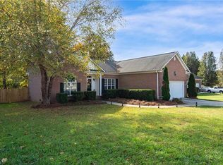 3856 Tanyard Mill Ct, High Point, NC 27265