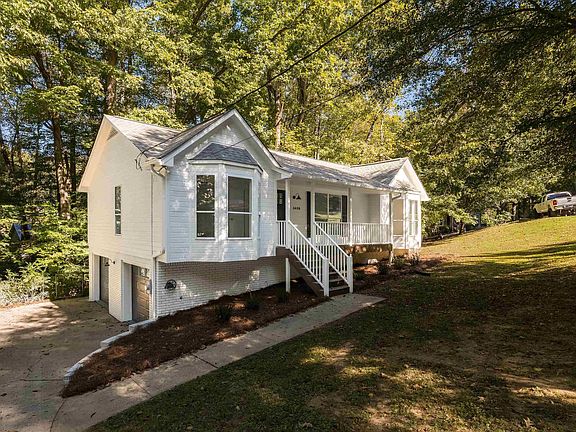 2nd image of 3409 Crosscreek Cir