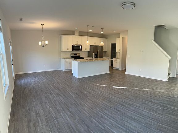 4th image of 1043 Flagler St