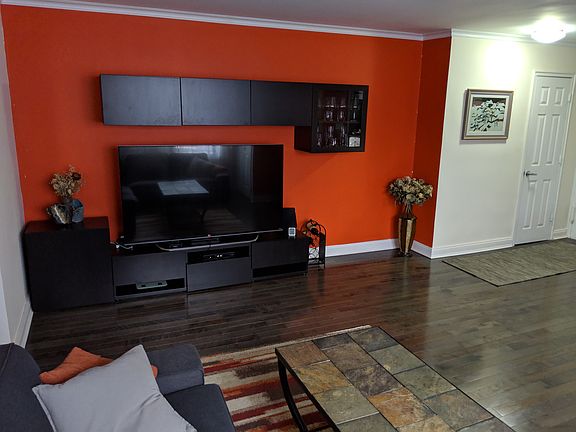 TV Stand 