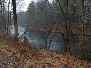 18 Lowell St #2, Pepperell, MA 01463