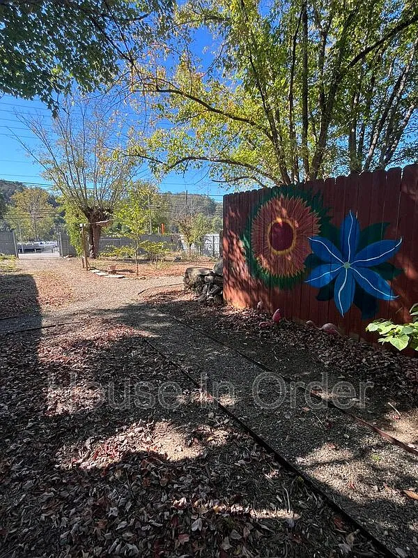 2 bed, 2.0 bath, $1,695 — Photo 3