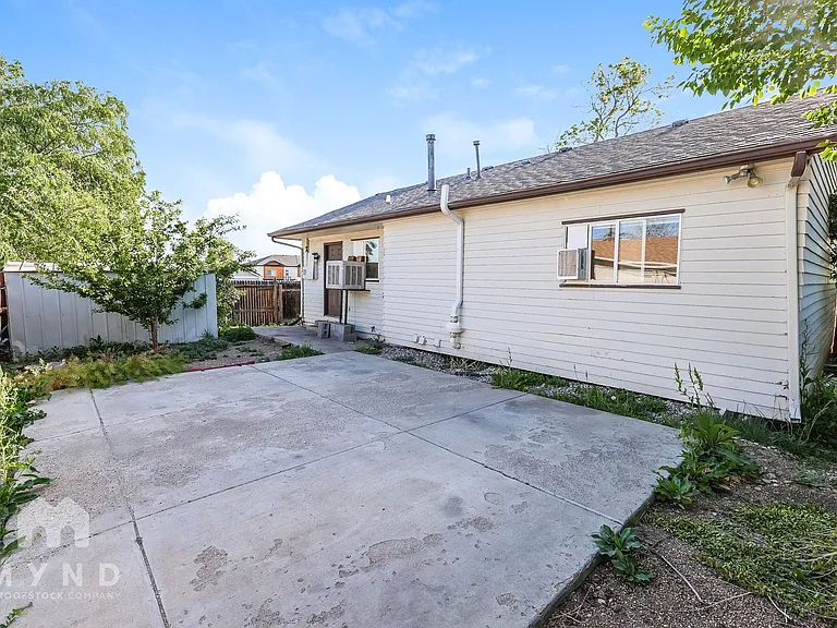 821 S Patton Ct — Photo 23