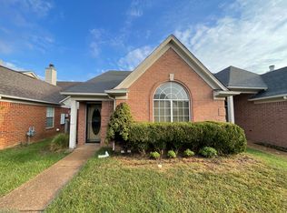 6848 Wrigley Dr, Cordova, TN 38018