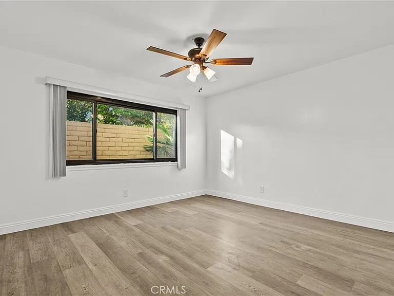 9724 Bothwell Rd — Photo 23