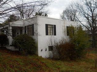 519 Catron St, Marion, VA 24354