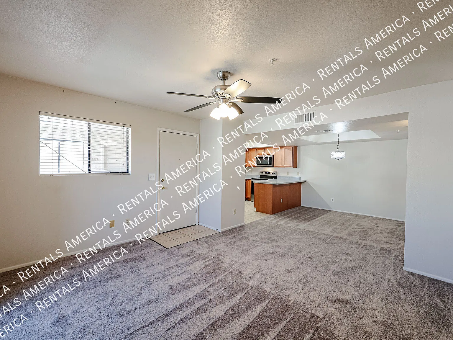 Scottsdale 1-Bedroom Condo, New Carpet & Great Location! — Photo 3