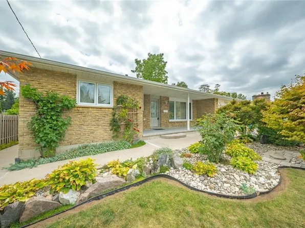 162 Victoria St, Norfolk County, ON N3Y 1L8