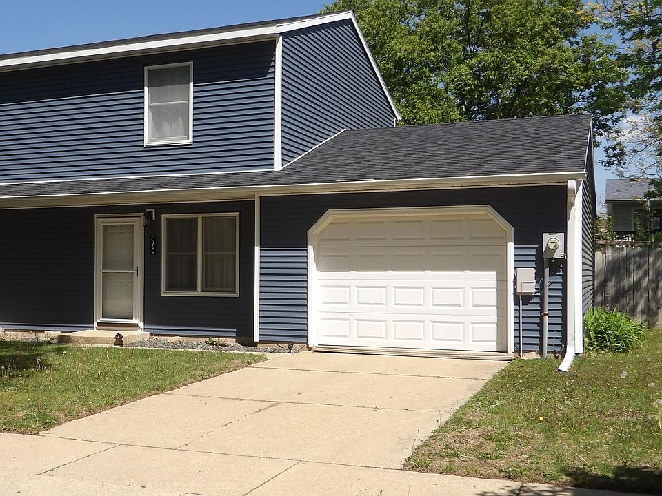 1st image of 870 W Village Cir SE