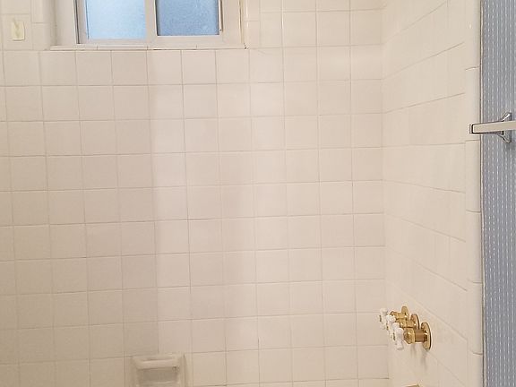5th image of 801 Henry Clay Ave APT 104