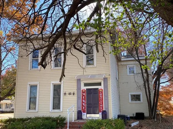 1802 Grand Ave, Parsons, KS 67357