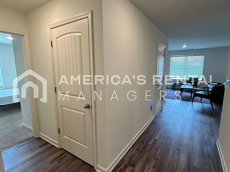 7213 Wilburton Ln — Photo 17