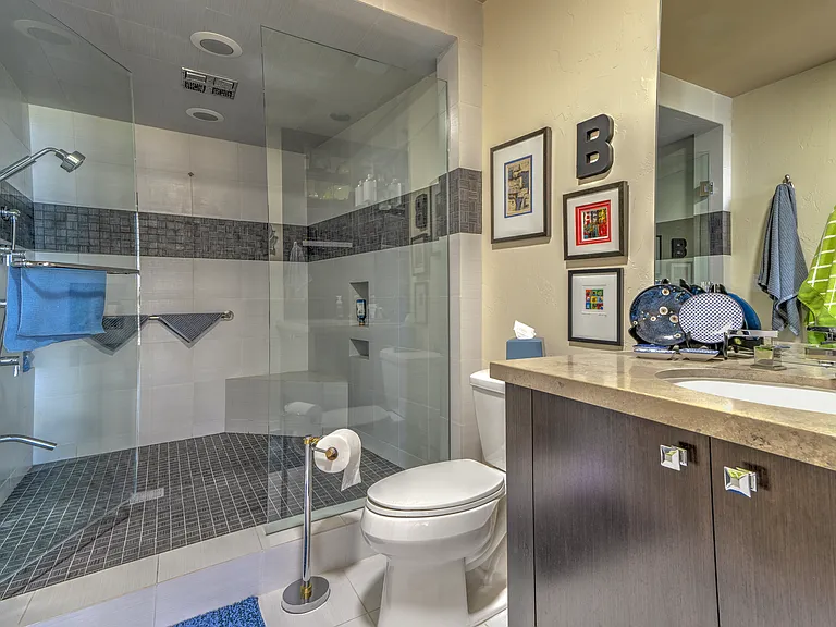 12112 Turnberry Dr — Photo 3
