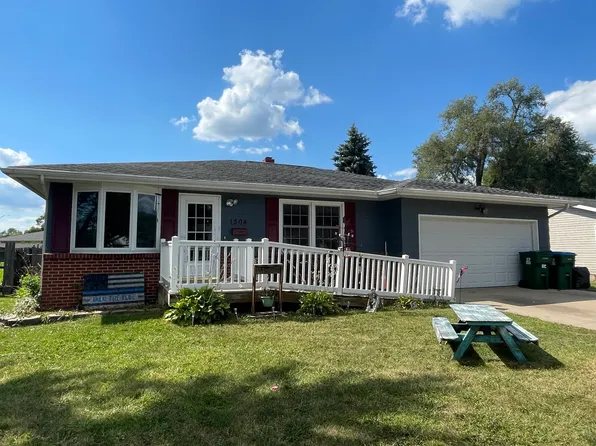 1304 7th Ave, Rock Falls, IL 61071
