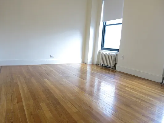 Rented by MNS | media 20