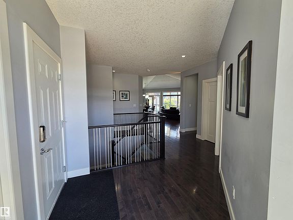 2nd image of 472 Foxtail Ct