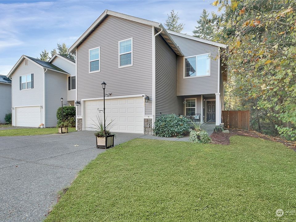 1st image of 10307 194th Ave E