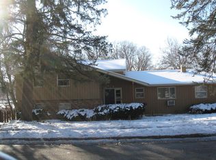 38 S Grant St, North Aurora, IL 60542