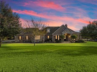 7216 Hinton Dr, Mansfield, TX 76063