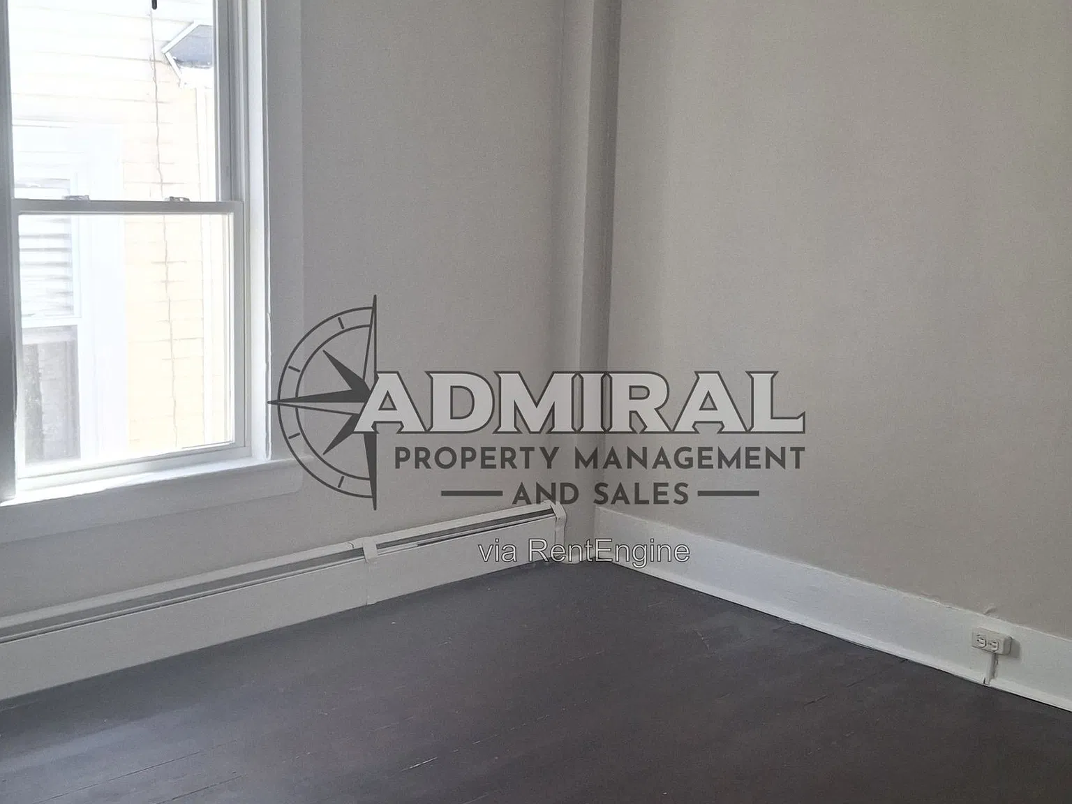 3 bed, 1.0 bath, 900 sqft, $1,795 — Photo 3